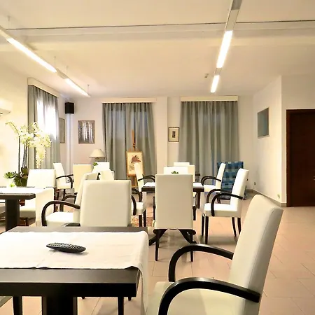 Hotel Rosmarina 3*