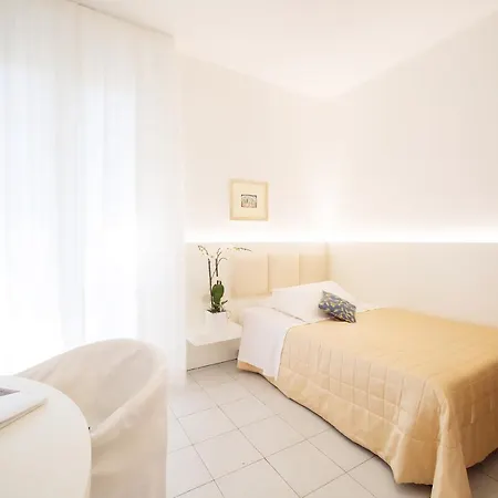 Hotel Rosmarina 3*